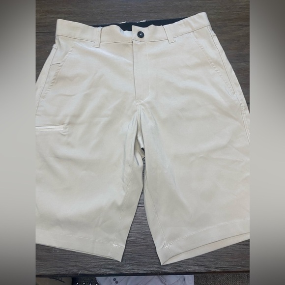 Dri-fit men shorts size 30 tan light weight golf shorts - Picture 1 of 7